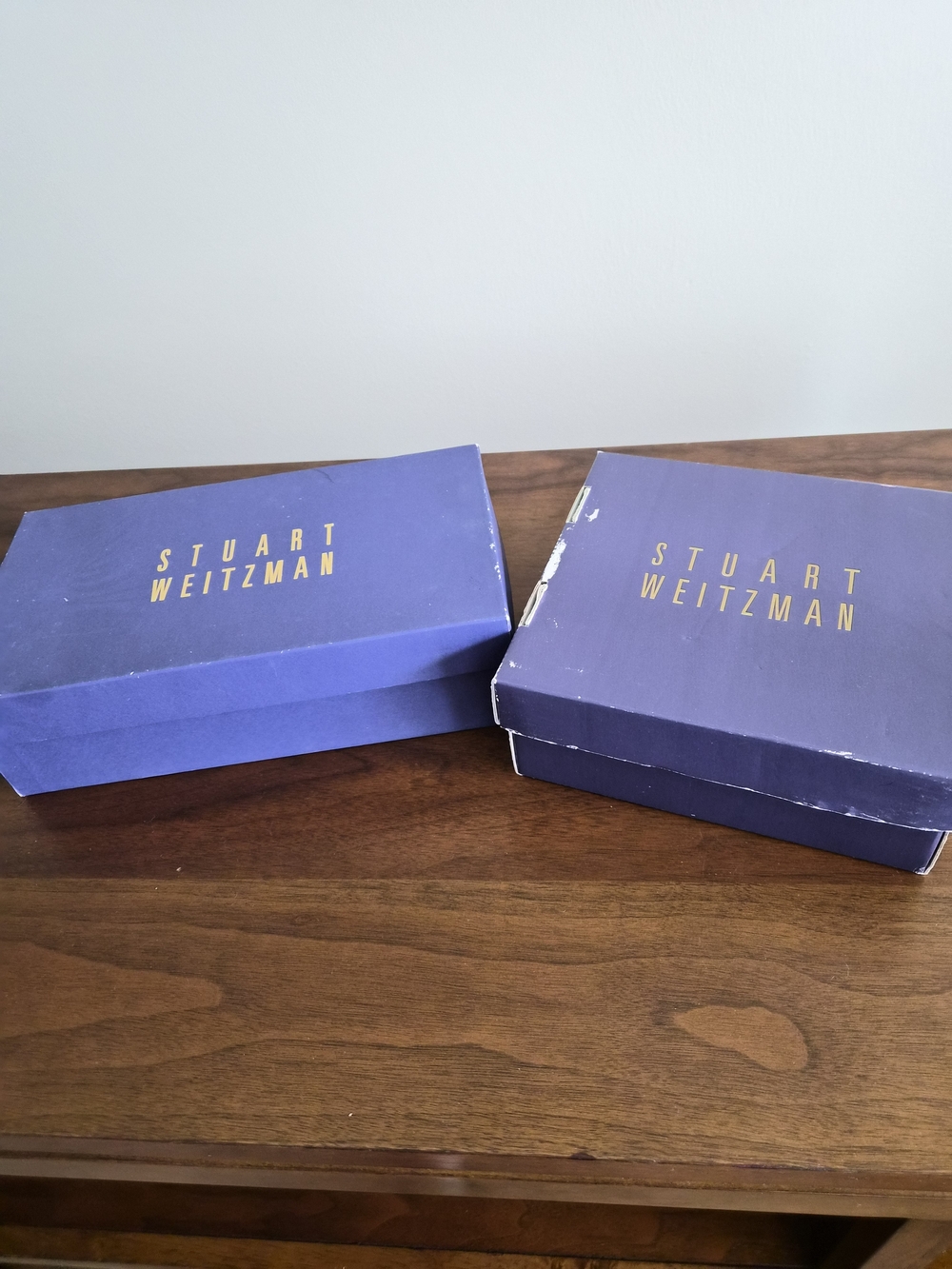 Stuart Weitzman - Picture 11 of 11